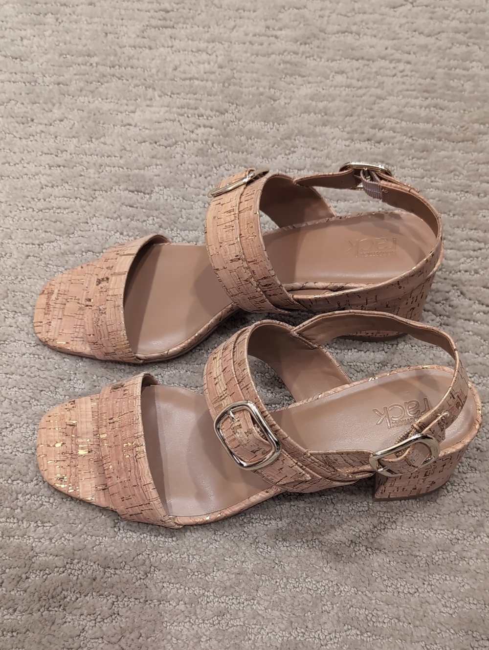 Women’s Nordstrom Rack Cork-Textured Block Heel Sandals in Light Tan With Gold